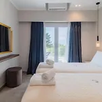 Melena Premium Suites